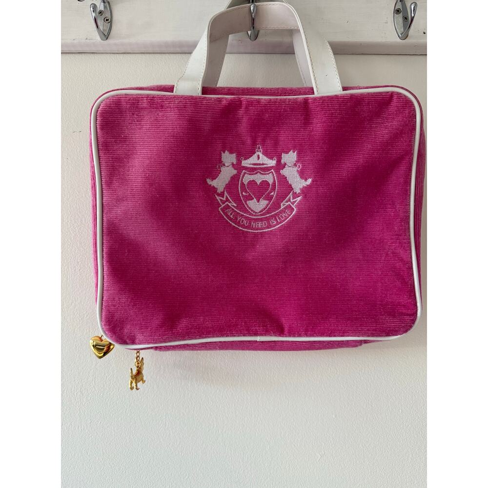 Travel toiletry / makeup bag